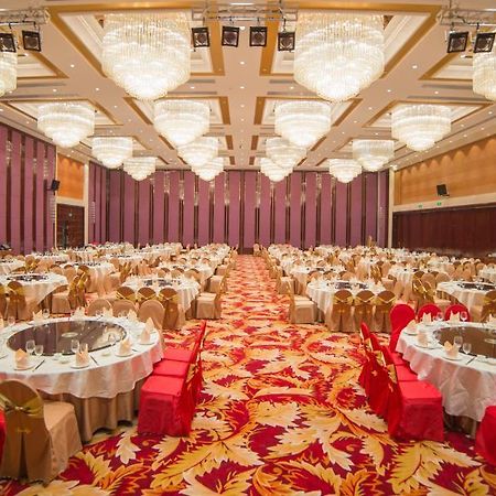 פושאן Longyatt Hotel מראה חיצוני תמונה